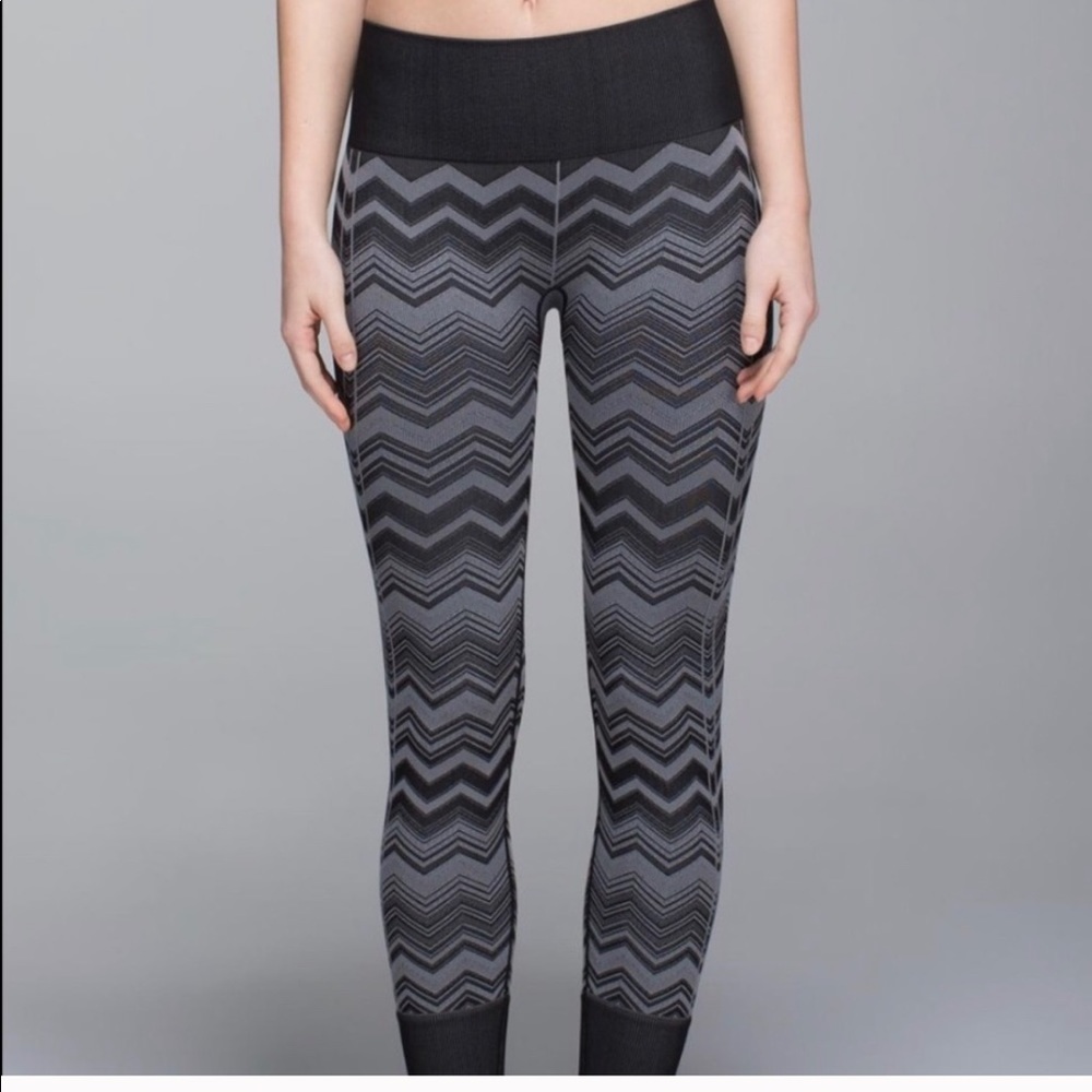 Ebb to Street LuLuLemon Pants Size 4
